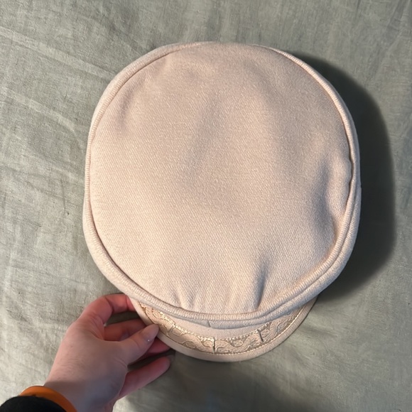 Lack of colour riviera cap in pastel pink - Picture 5 of 9